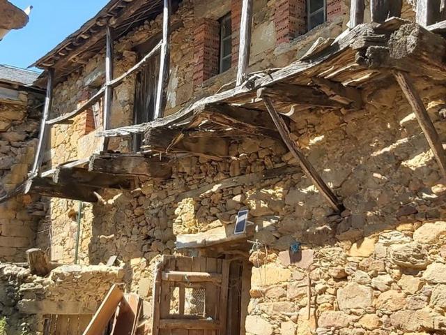 Casa Rural en venta en Palacios De Sanabria, Castilla y León