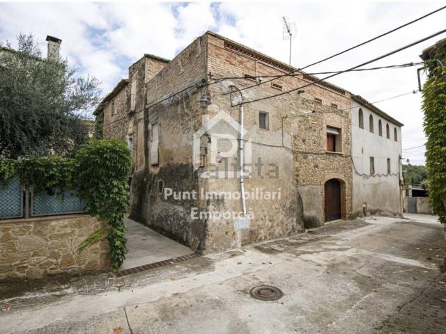 Casa Rural en venta en Palau, Palau De Santa Eulàlia