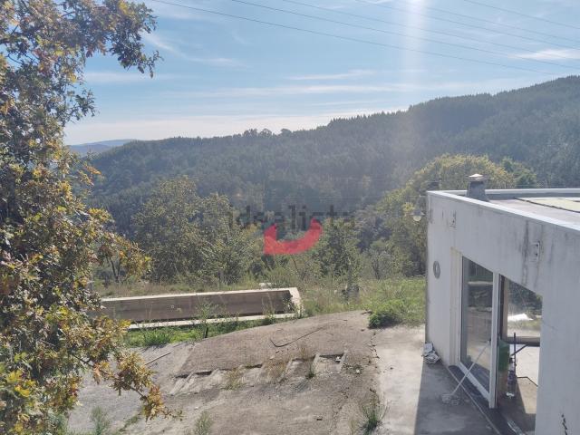 Quinta venda em Paredes de Viadores, Porto