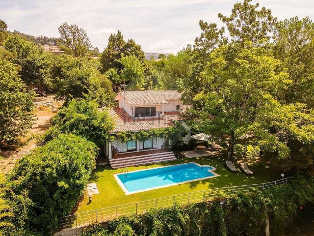 Quinta venda em Paredes de Viadores, Porto