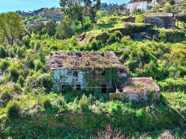 Quinta venda em Paredes de Viadores, Porto