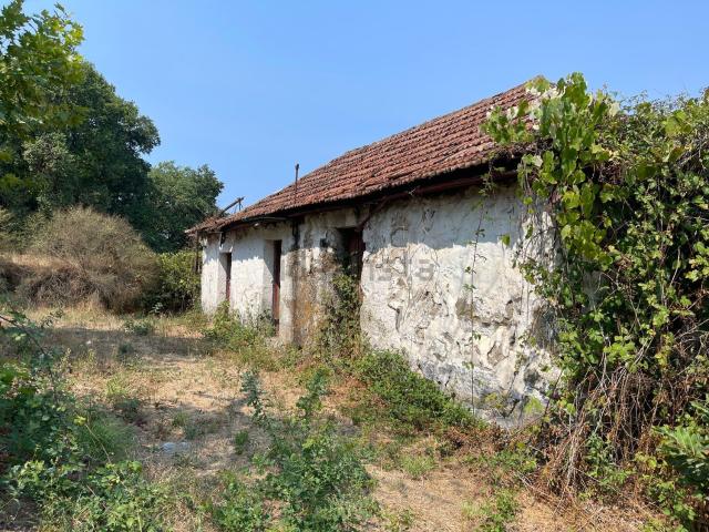 Quinta venda em Felgueiras, Pedreira