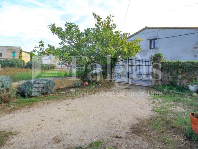 Casa Rural en venta en Peralada