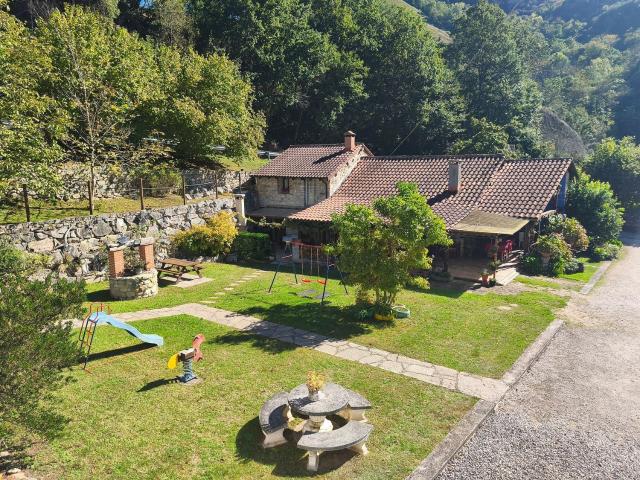 Casa Rural en venta en Peñamellera Alta, Asturias