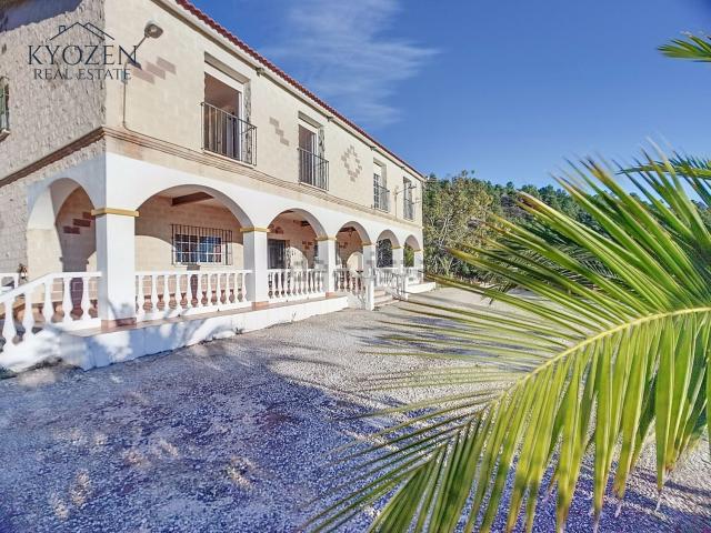 Casa Rural en venta en Este, Málaga-Costa del Sol