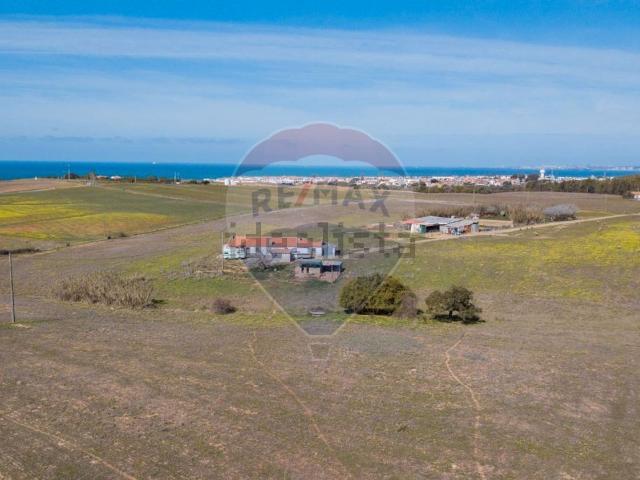 Quinta venda em Foros de Pouca Farinha, Sines