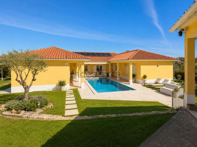 Quinta venda em Vale de Moinhos, Santarém