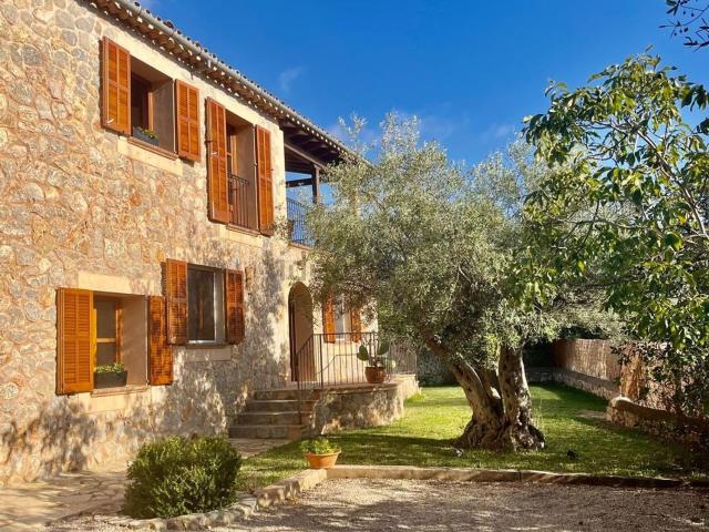 Casa Rural en alquiler en Puigpunyent, Baleares