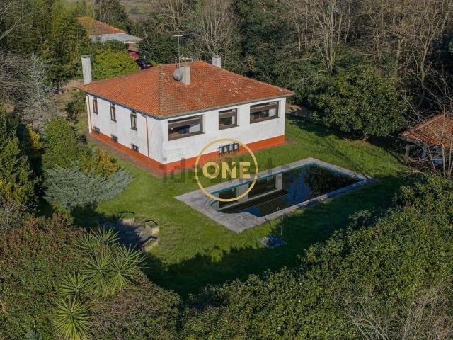 Quinta venda em Oliveira (Santa Maria), Gavião