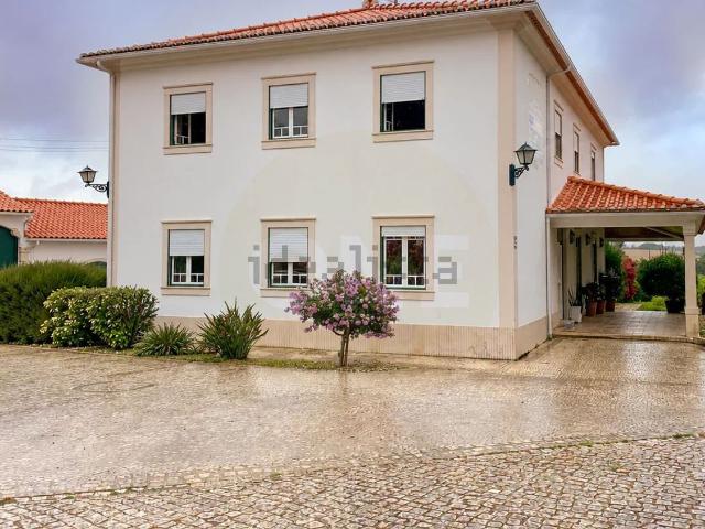Quinta venda em Romeira e Várzea, Santarém
