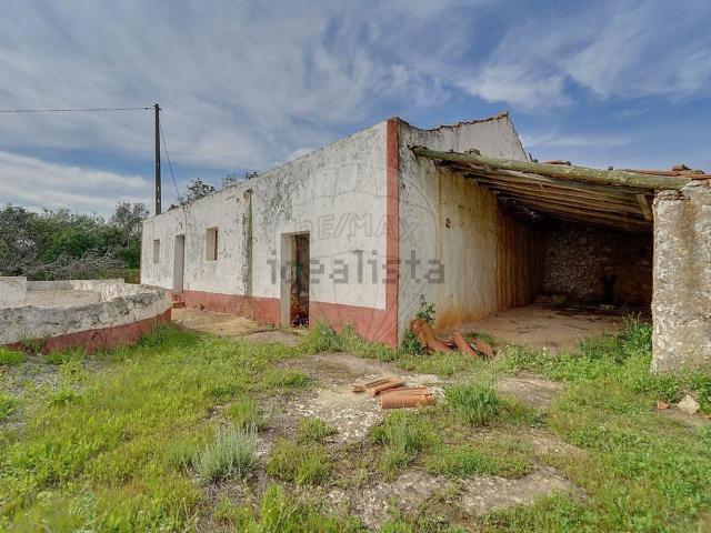 Quinta venda em São Bartolomeu De Messines, Faro