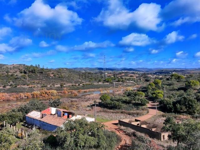 Quinta venda em São Bartolomeu De Messines, Faro