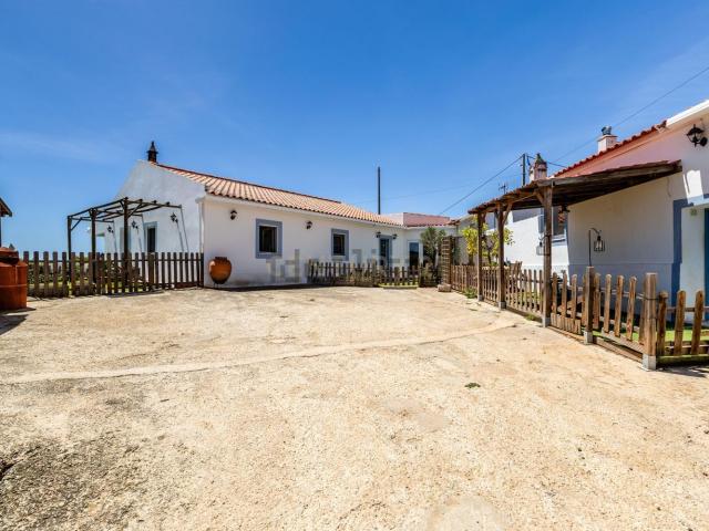 Quinta venda em Poço de Gueino, São Bartolomeu De Messines