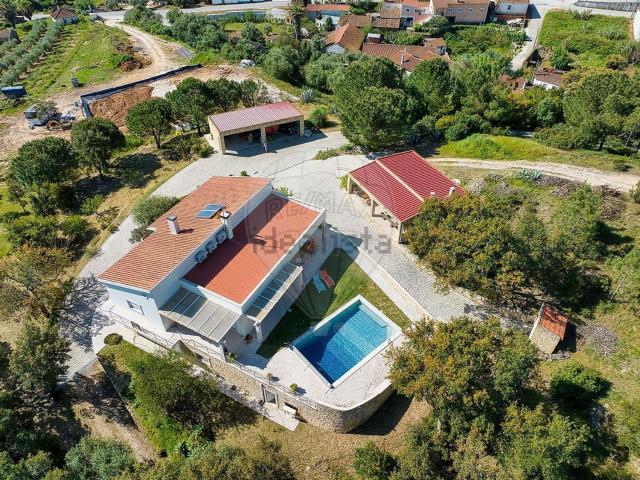 Quinta venda em Rio Maior, Santarém
