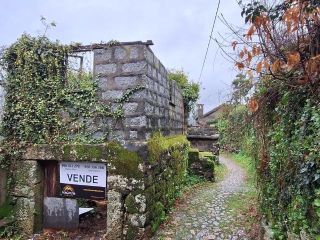 Quinta venda em Alamela e Além do Rio, Parada Do Bouro