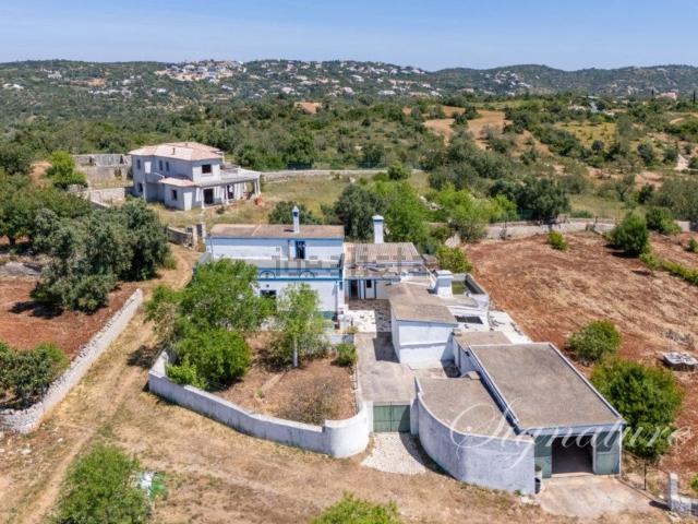 Quinta venda em Santa Bárbara De Nexe, Benatrite