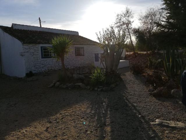Quinta venda em Santa Catarina da Fonte do Bispo, Tavira