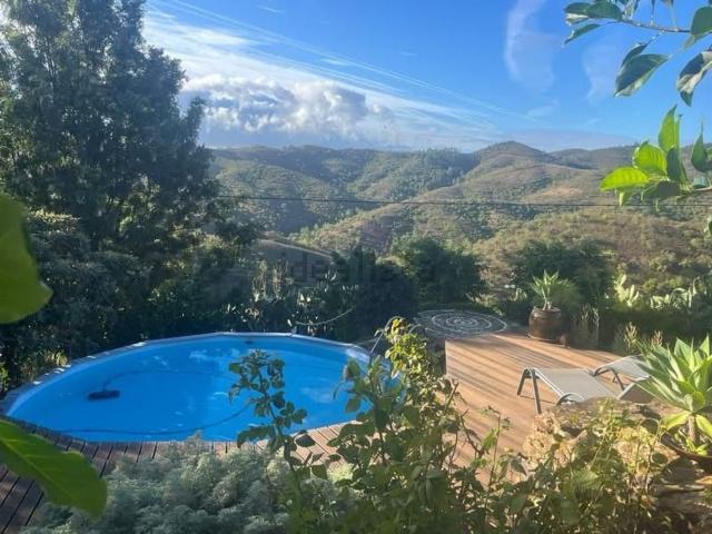 Quinta venda em Santa Catarina da Fonte do Bispo, Tavira