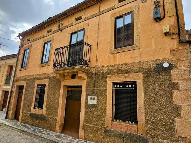 Casa Rural en venta en Ochavo de Prádena, Santa Marta Del Cerro