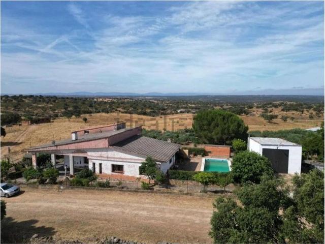 Casa Rural en venta en Santiago De Alcántara, Extremadura