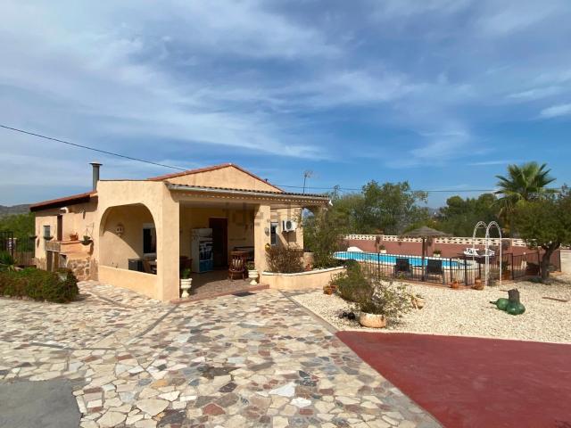 Casa Rural en venta en l'Alt Vinalopó / El Alto Vinalopó, Valencia