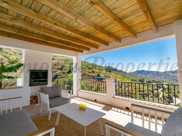 Casa Rural en venta en Sayalonga