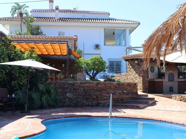 Casa Rural en venta en Sayalonga
