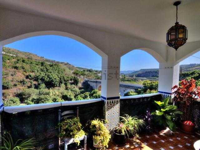 Casa Rural en venta en Sedella, Málaga