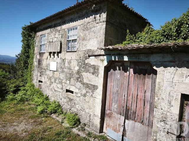 Vivenda venda em Fontoura, Valença