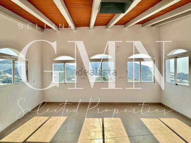 Casa Rural en venta en Tàrbena, Valencia