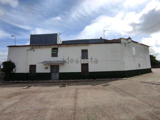 Casa Rural en venta en Torre De Santa María, Extremadura