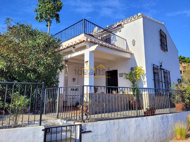 Casa Rural en venta en Torrox