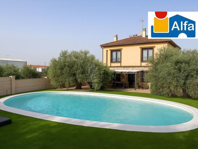 Casa Rural en venta en Valdefuentes, Cáceres