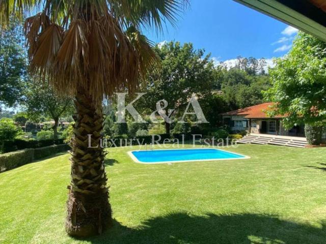 Quinta venda em Bouro (Santa Maria), Amares