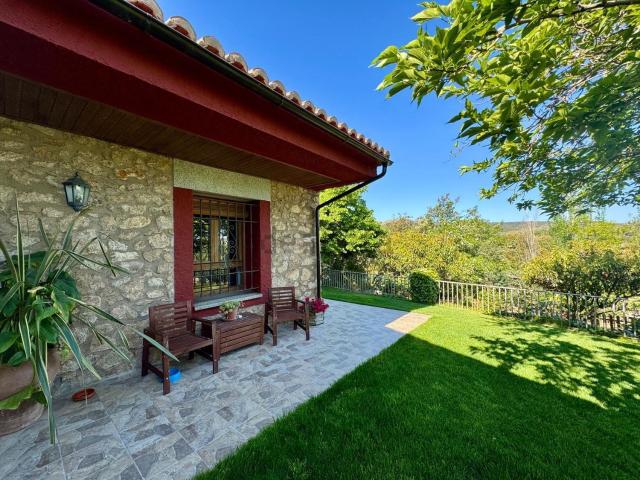Casa Rural en venta en Valencia De Alcántara