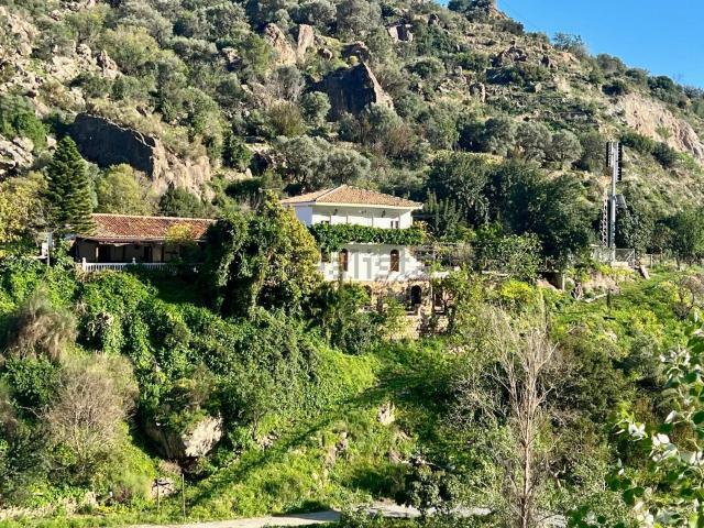 Casa Rural en venta en Vélez de Benaudalla, Granada