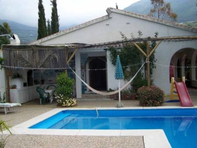 Casa Rural en venta en Alcaucín
