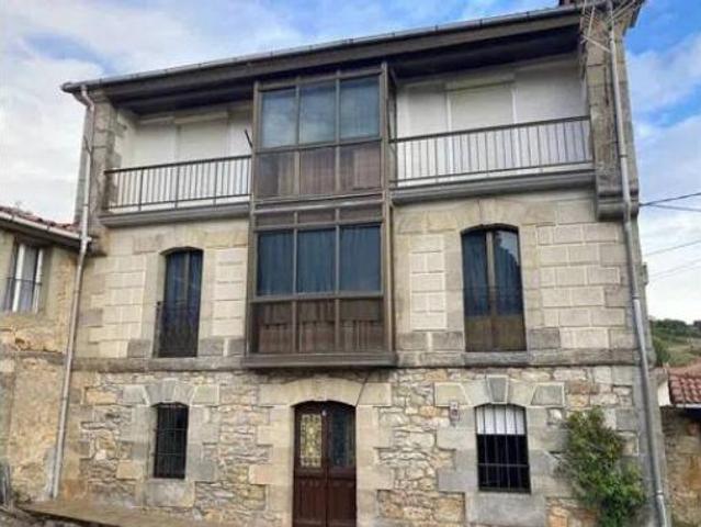 Casa Rural en venta en Alfoz De Bricia, Castilla y León