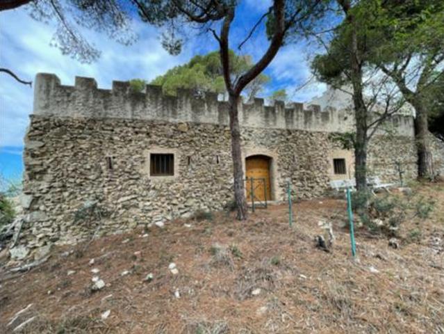 Casa Rural en venta en Districte 3, Barcelonès