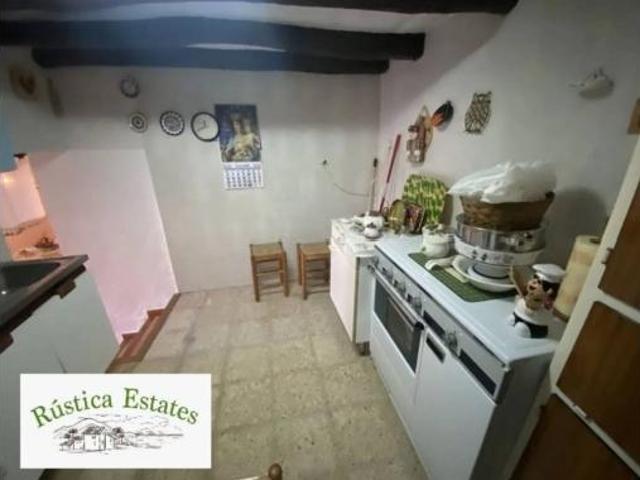 Casa Rural en venta en Benalauría, Málaga