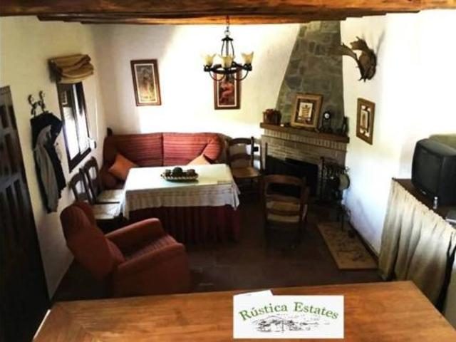 Casa Rural en venta en Benalauría, Málaga