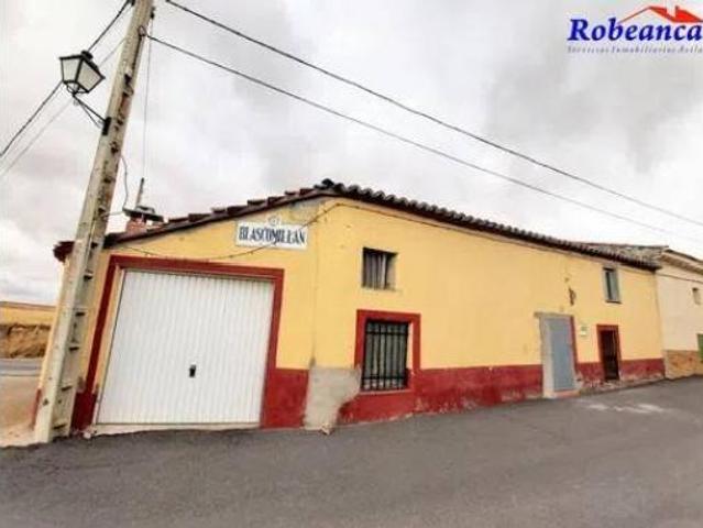 Casa Rural en venta en Blascomillán, Castilla y León