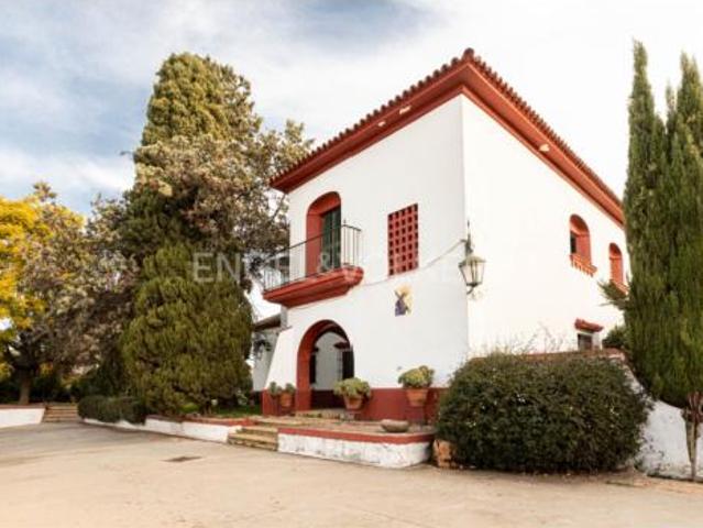 Casa Rural en venta en Bormujos