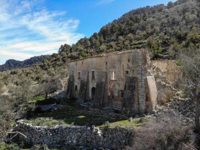 Casa Rural en venta en Orient, Serra de Tramuntana