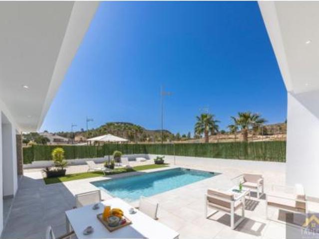 Casa Rural en venta en Urbanización Coto Riñales, Noroeste