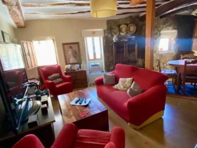 Casa Rural en venta en Cifuentes, Castilla-La Mancha