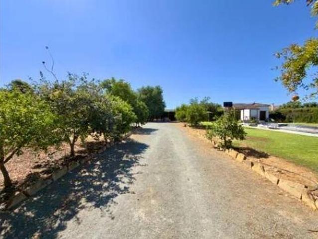 Casa Rural en venta en El Coronil, Sevilla