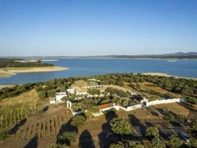 Casa Rural en venta en El Gordo, Extremadura
