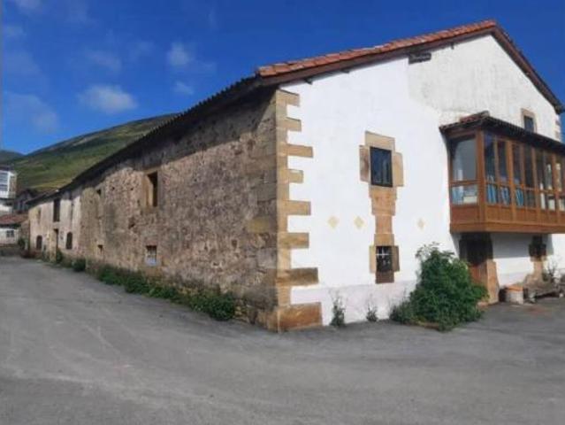 Casa Rural en venta en Hermandad De Campoo De Suso, Cantabria