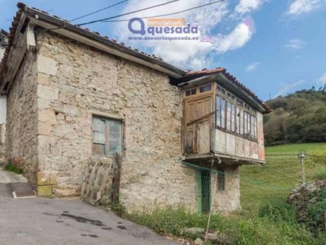 Casa Rural en venta en Lena, El Peridiellu